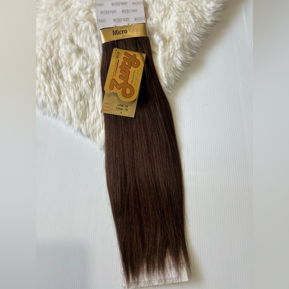 Micro Yaki #4 Brown 100% Human Hair Extensions in straight hair - Picture 1 of 6